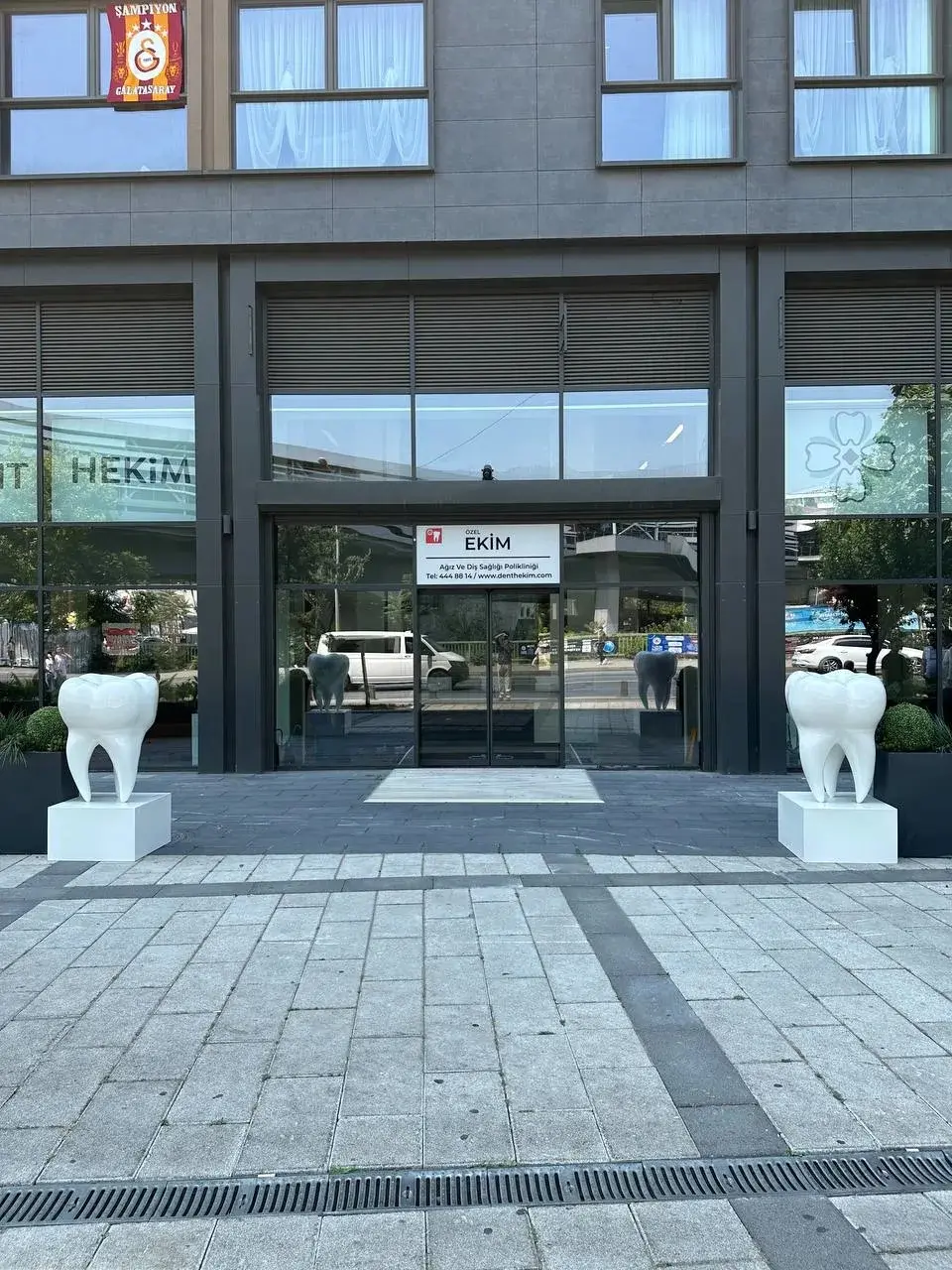 Kaideli%20Diş%20Reklam%20Totemi%20Diş%20Tabelası