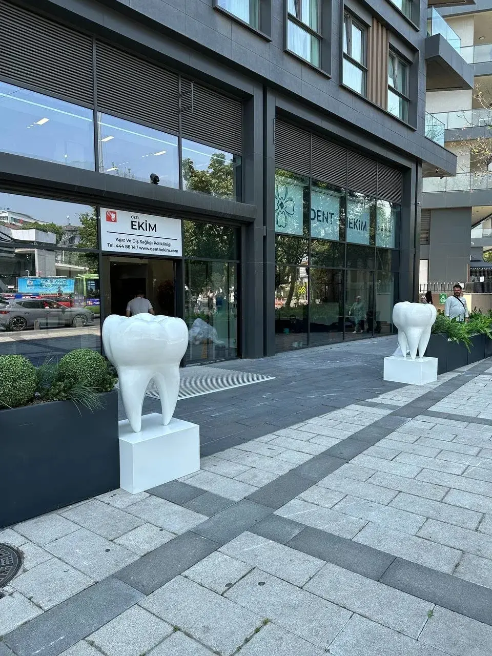 Kaideli%20Diş%20Reklam%20Totemi%20Diş%20Tabelası